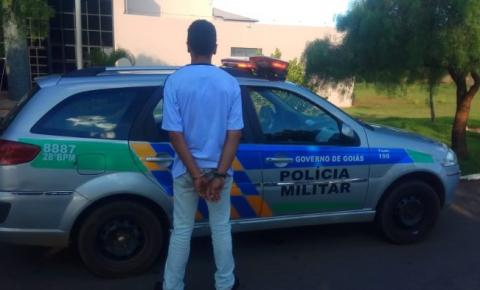 Jovem é preso por levar bebida para escola e distribuí-la aos colegas em Anápolis